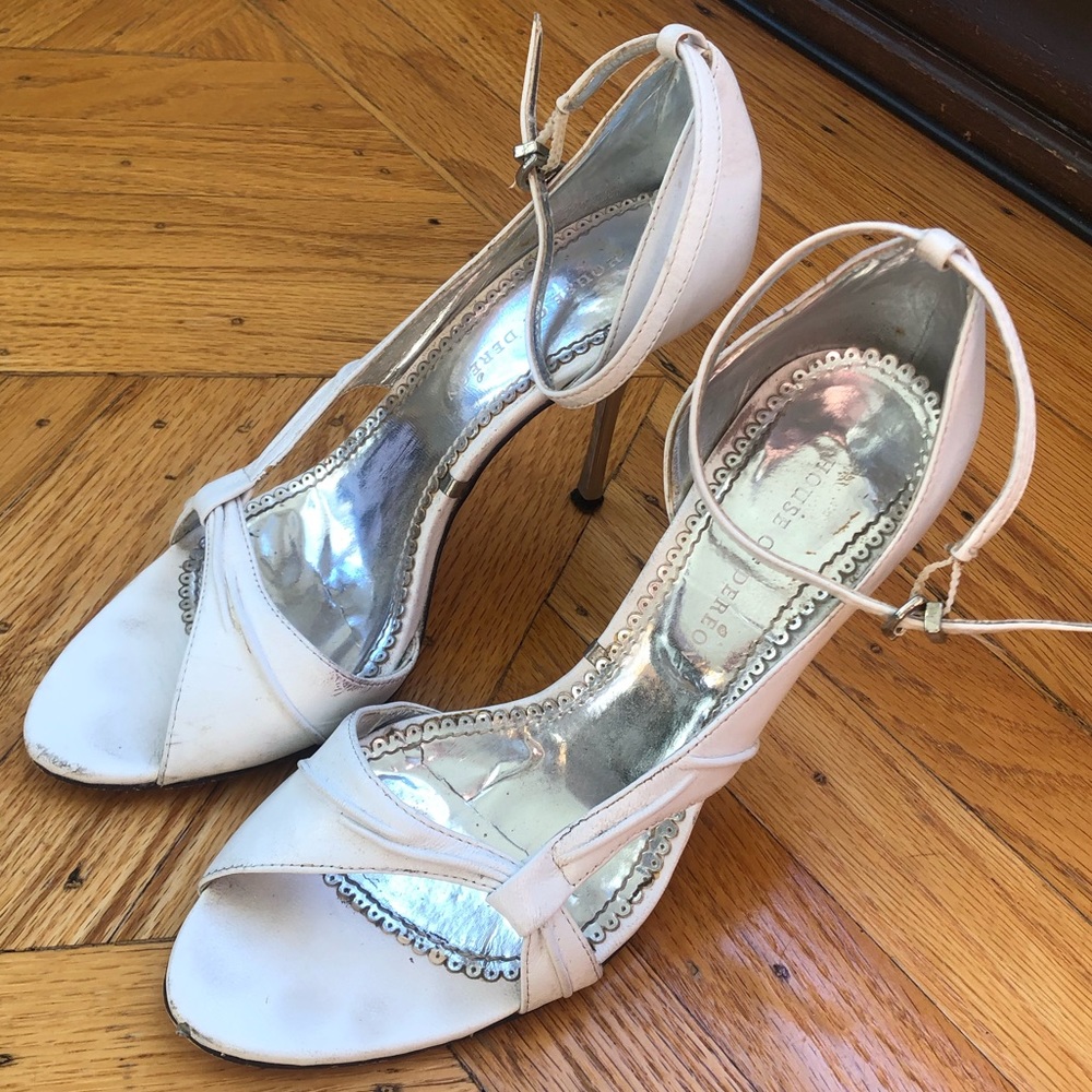 House of Dereon by Beyoncé White Heels